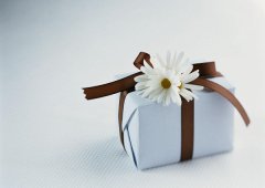 怎么选择商务礼品？