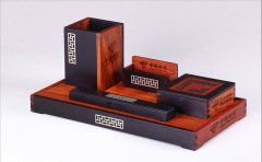 公司年终员工福利